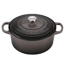 Load image into Gallery viewer, 2 QT ROUND DUTCH OVEN
